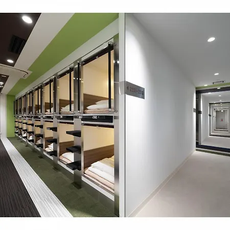 Capsule Hotel J Garden Shin-Osaka